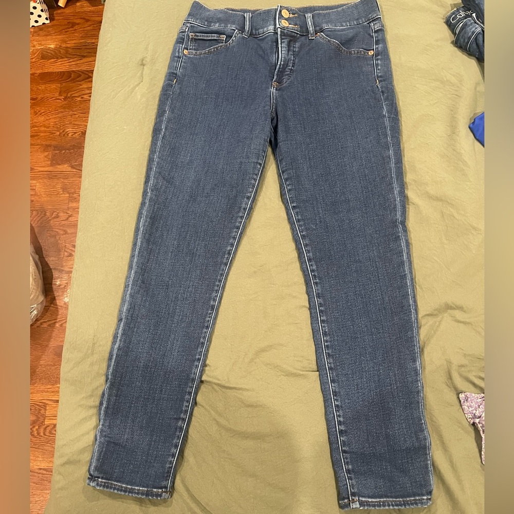 EXPRESS Crop Skinny Mid Rise